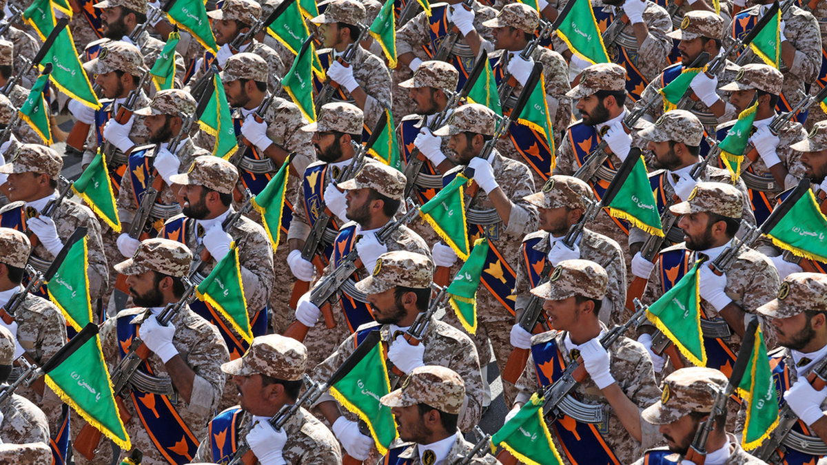 Revolutionsgardets soldater i militärparad i Teheran i september.