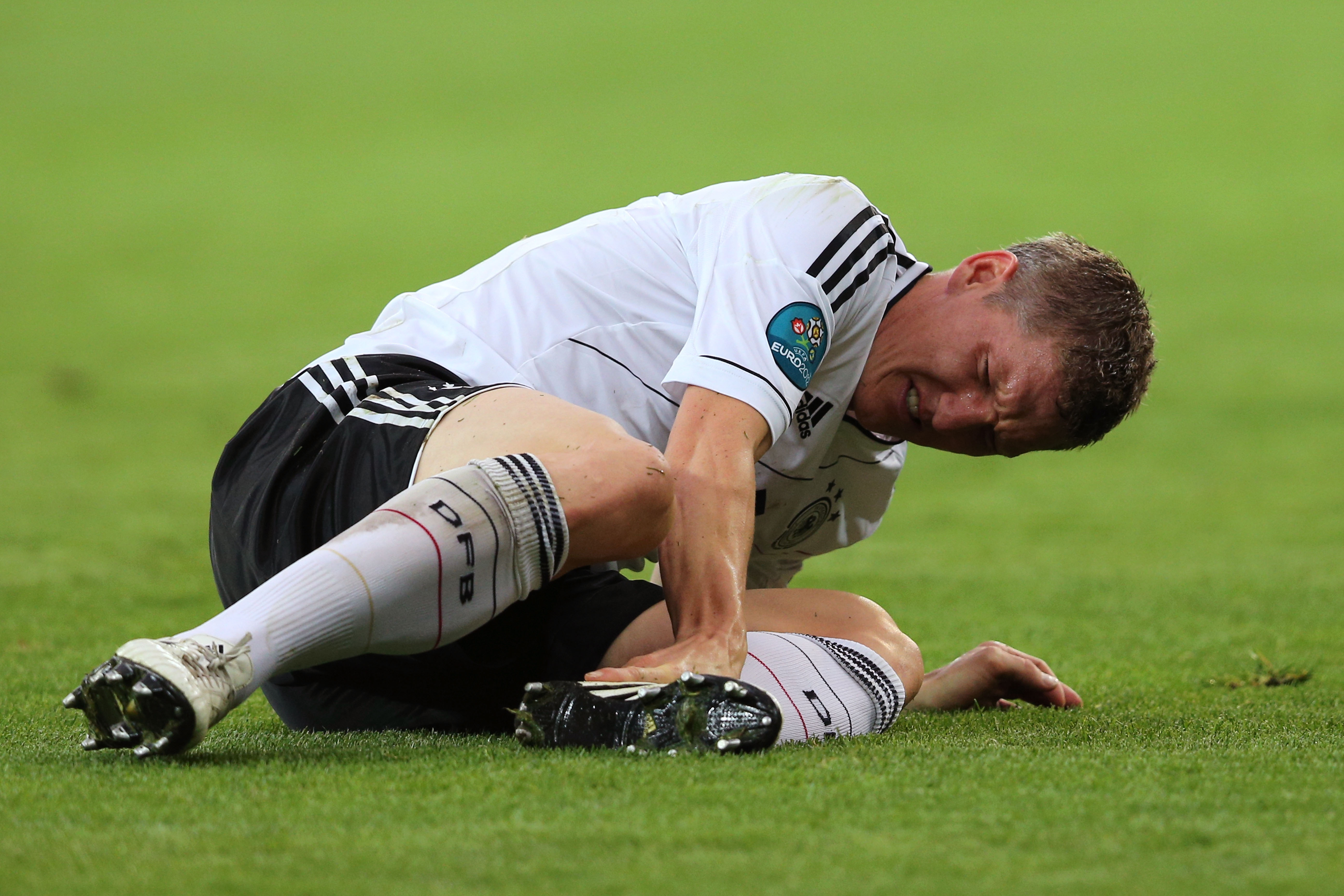 Medan Schweinsteiger fick ont. Medan Schweinsteiger fick ont.