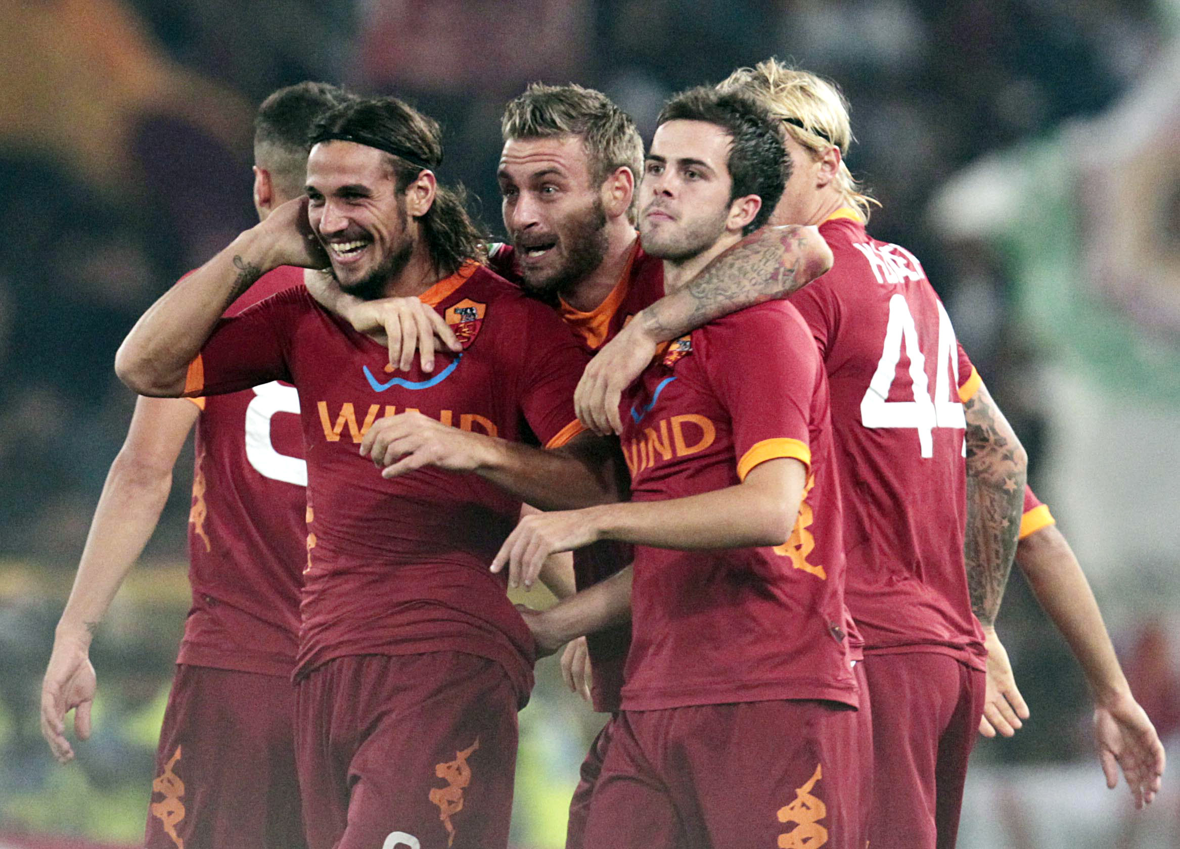 Men det var Roma som öppnade målskyttet i "Derby della capitale". Ett mål som kom redan efter fem minuter.