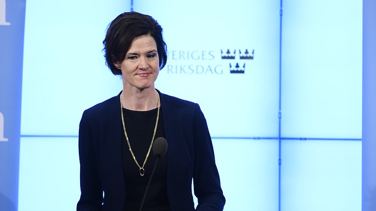I januari 2017 tar SD ett stort steg framåt när Anna Kinberg Batra meddelade att Moderaterna öppnar för att ha möten med Sverigedemokraterna. 