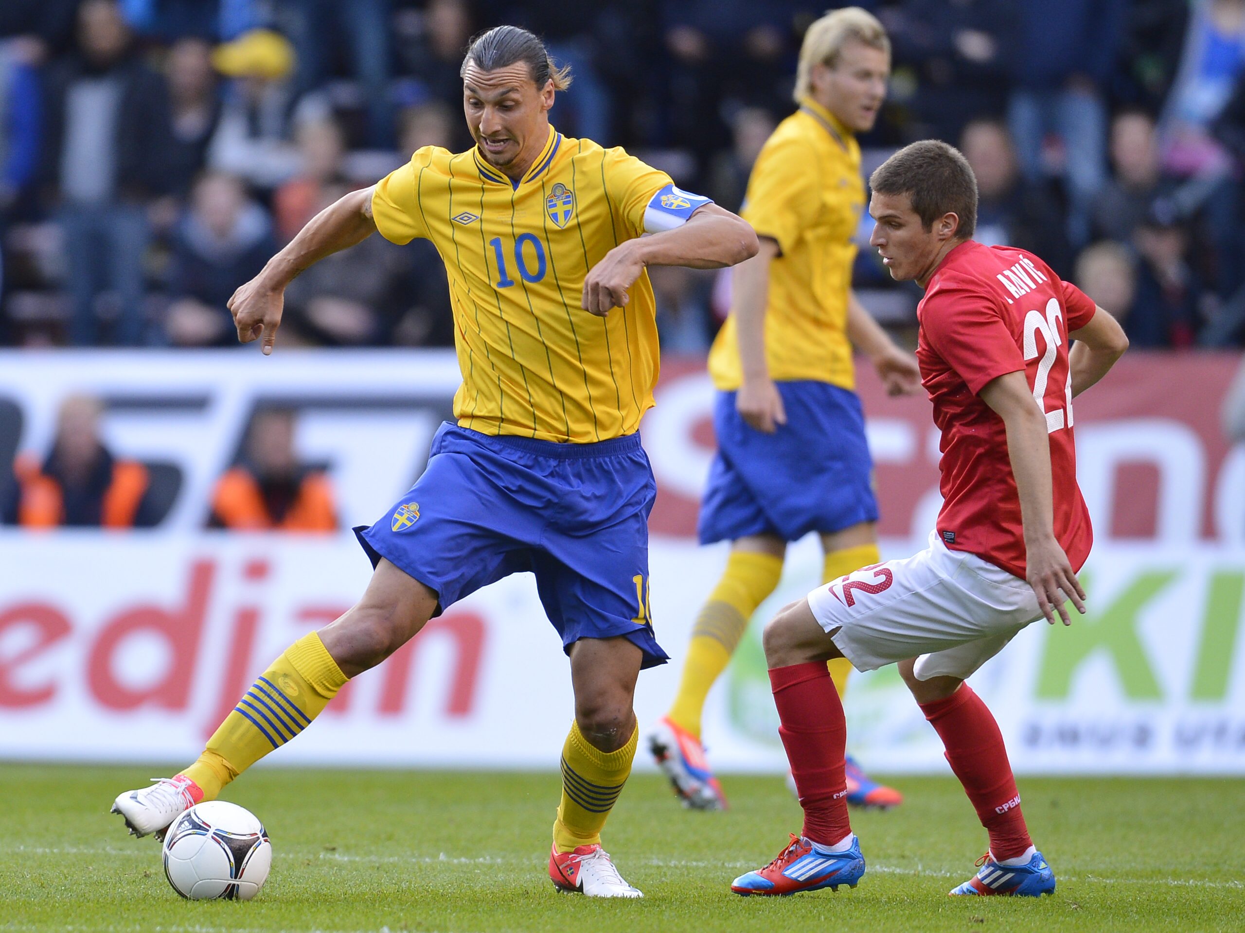 Om Zlatan går till PSG är det en jättevärvning för den franska klubben - men ett nerköp för svensken.