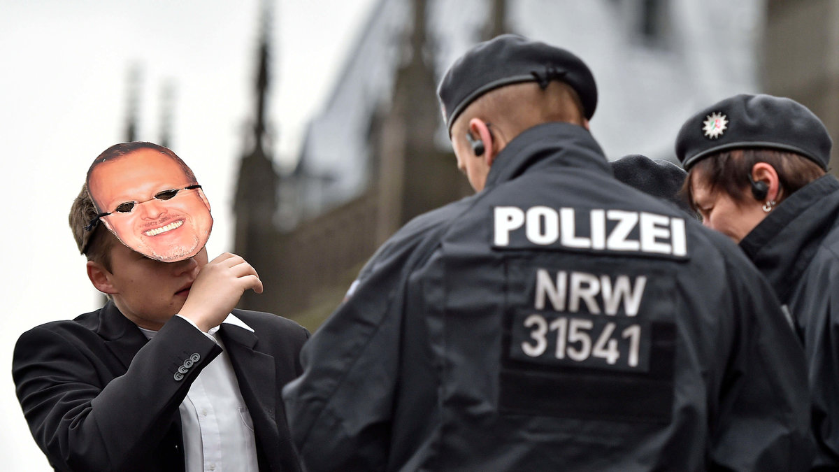 Flyktingar anklagades för att liga bakom övergreppen under nyår i Köln, men ny kommer nya uppgifter om att det inte stämmer.