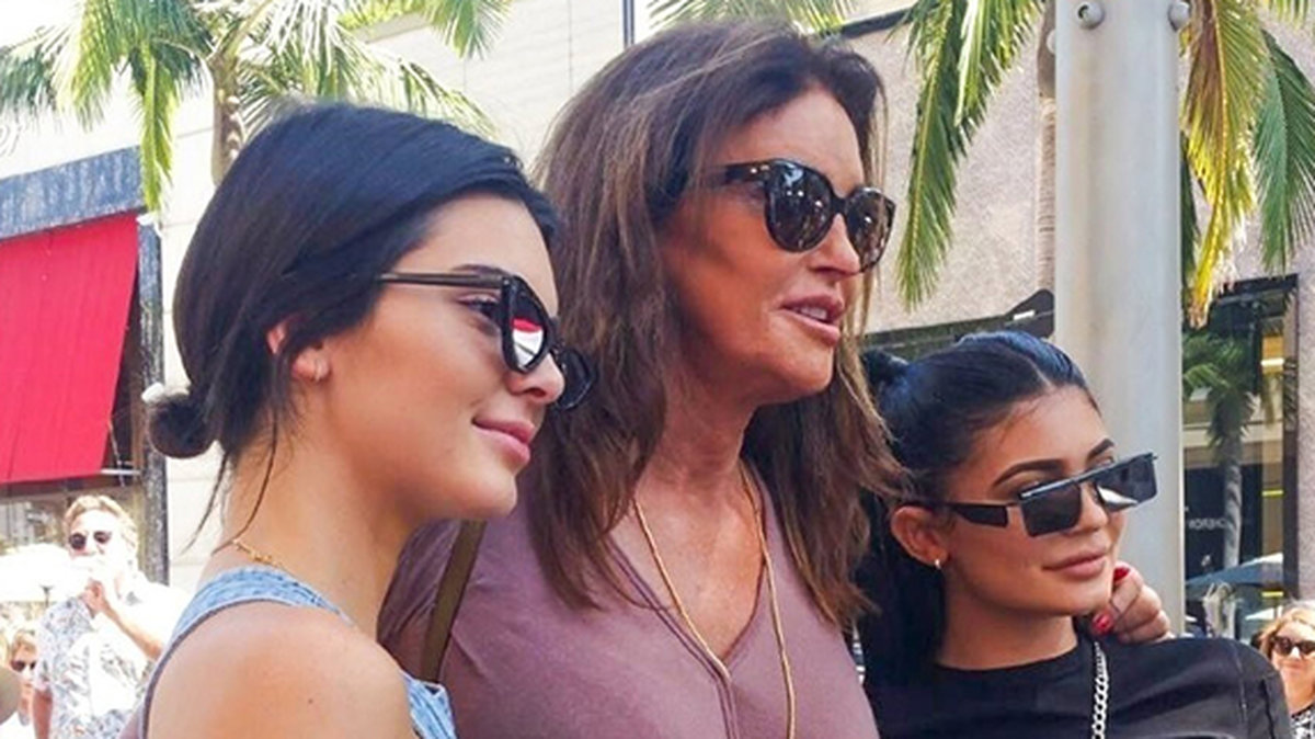 Caitlyn Jenner med döttrarna Kendall och Kylie Jenner.