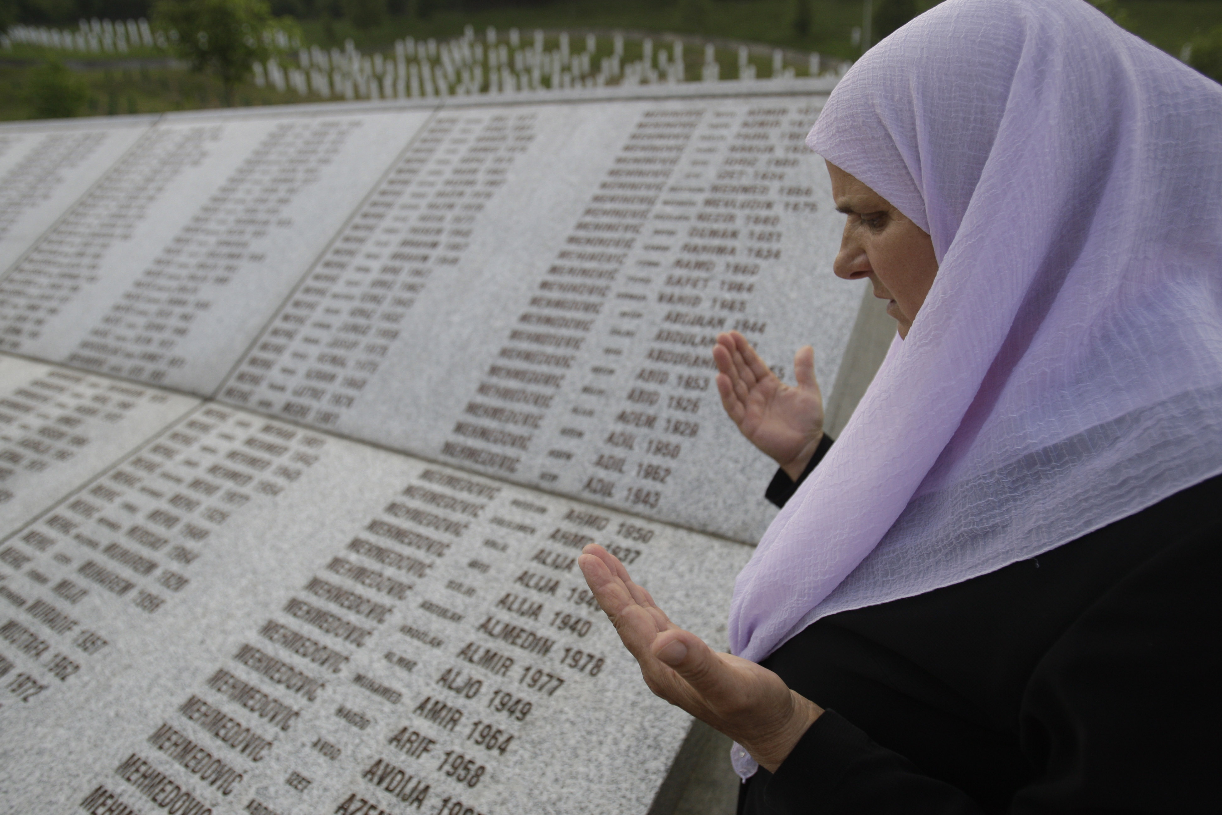 Srebrenica, Rwanda, Folkmord, Ratko Mladic, Etnisk rensning, Forna Jugoslavien, FN