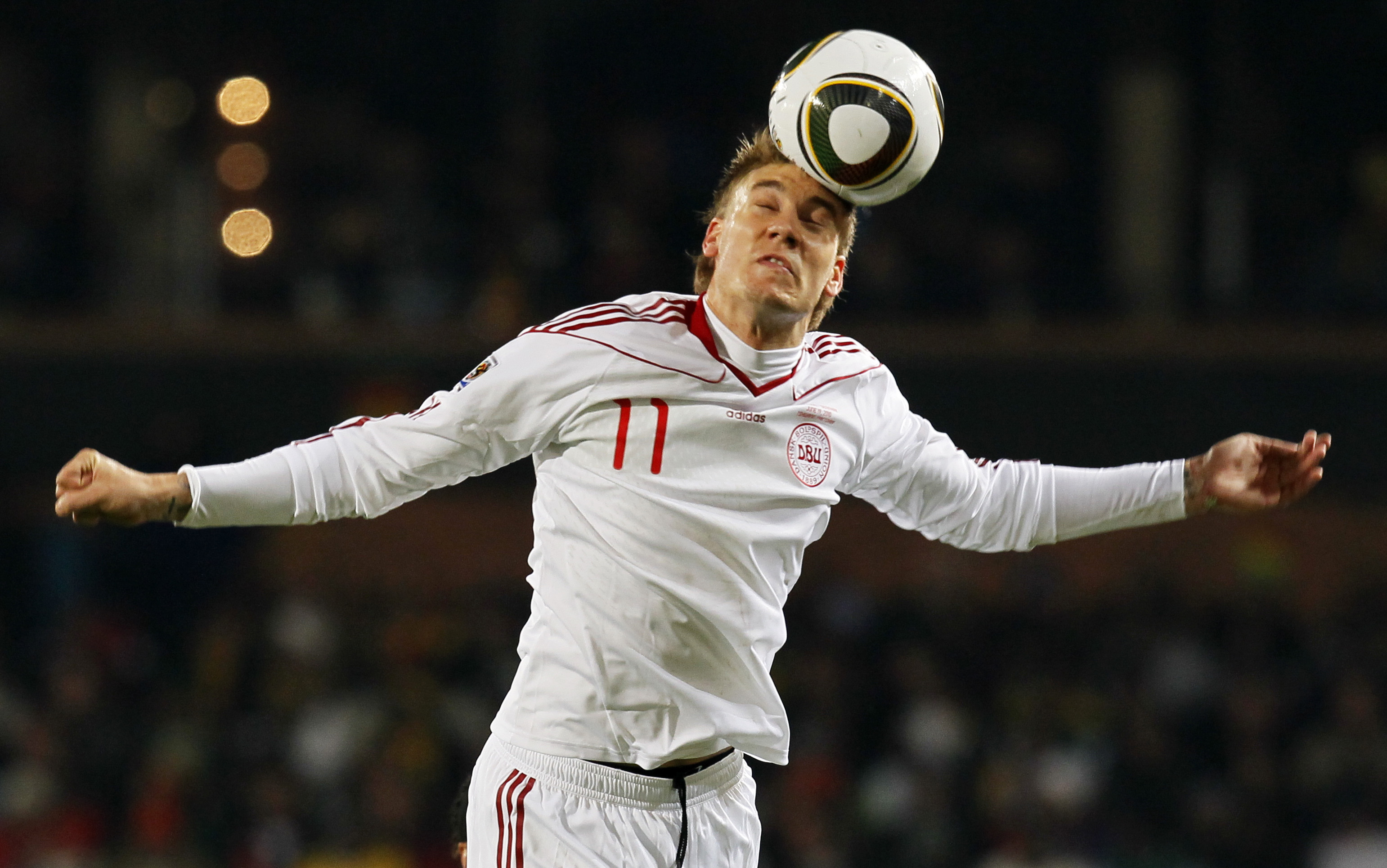 VM i Sydafrika, Nicklas Bendtner, Holland