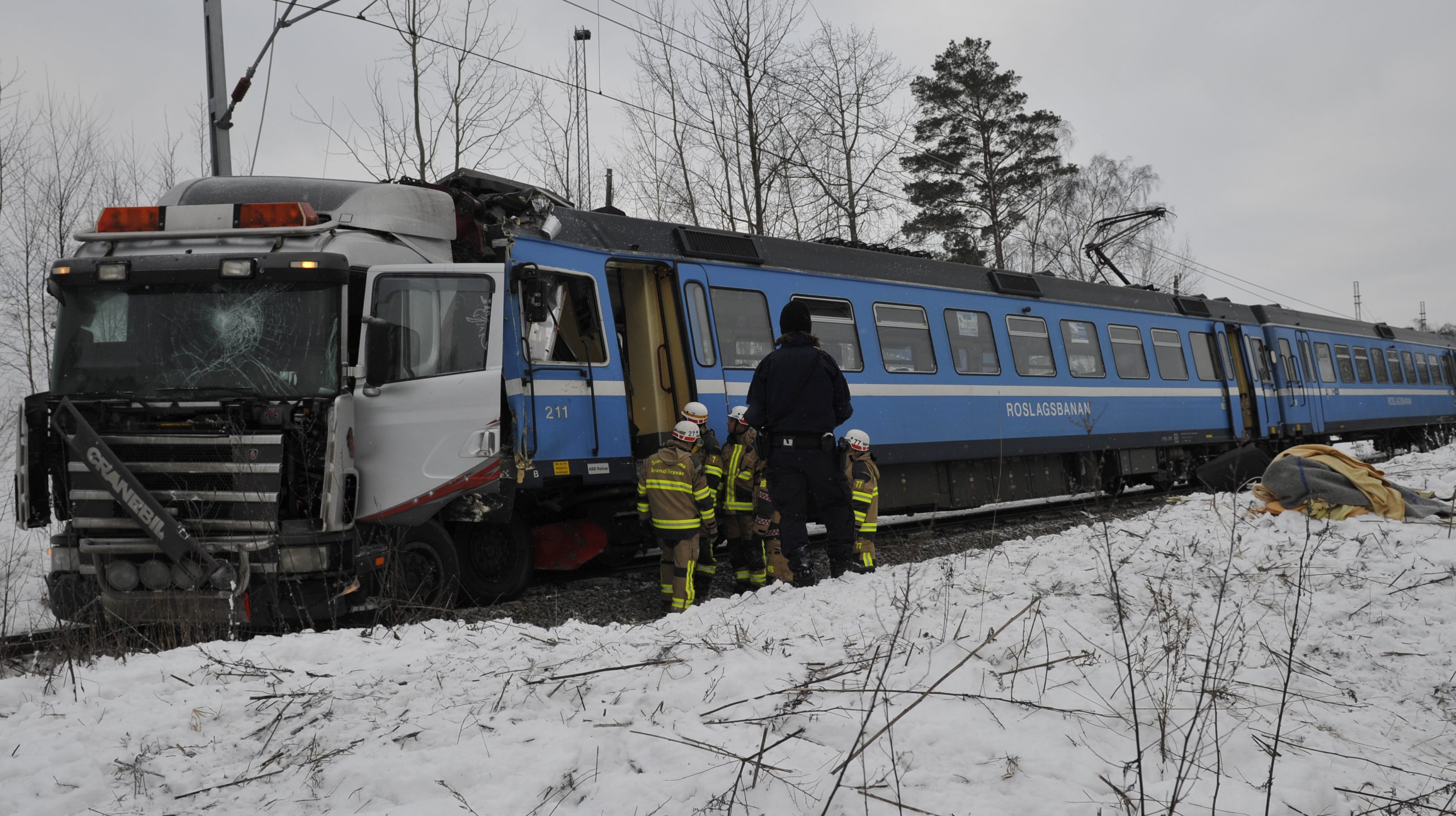 Olyckan har orsakat förseningar och oregelbunden trafik på Roslagsbanan i norrgående riktning. 
