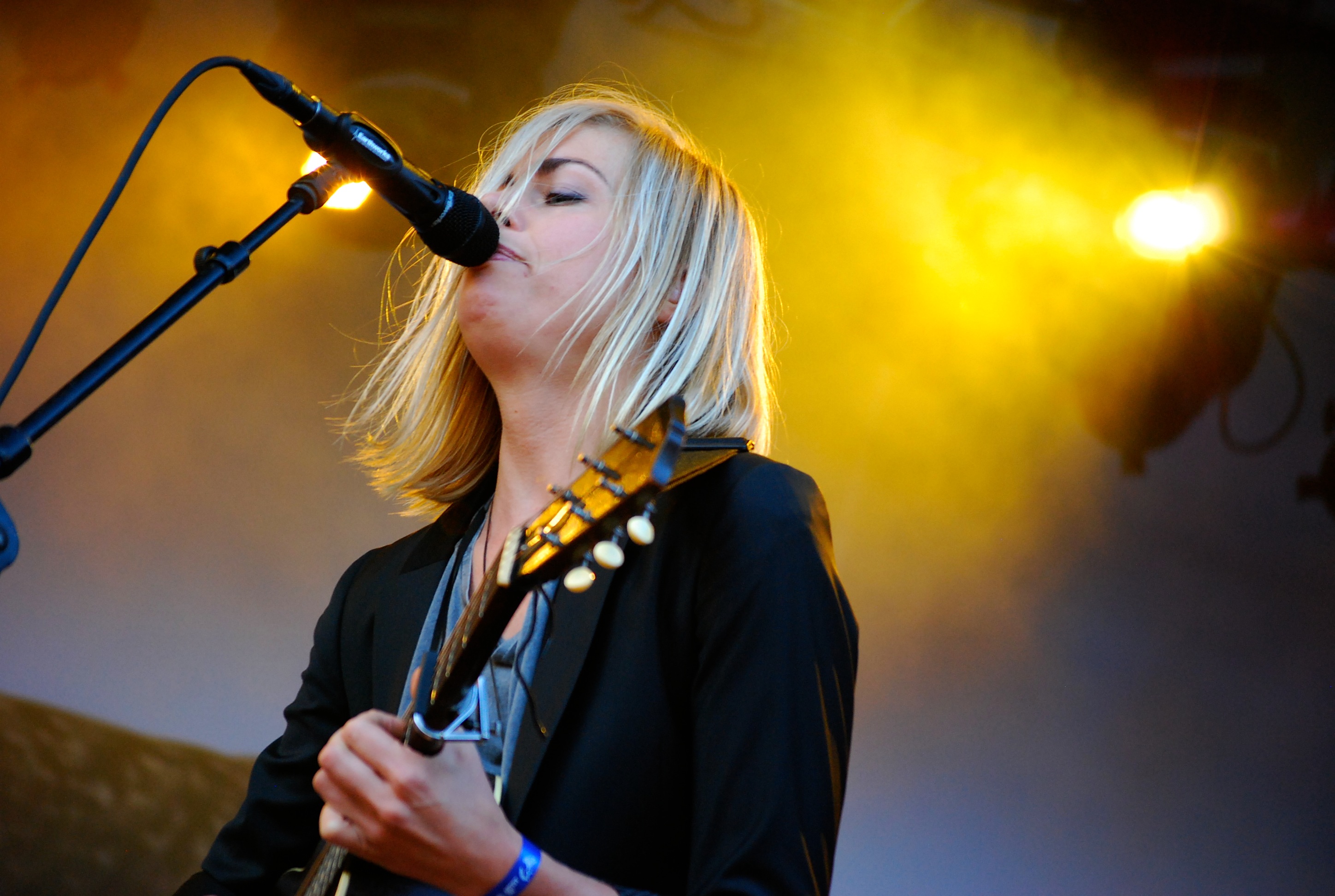 Anna Ternheim har utvecklat sitt gitarrspel under sin tid i Nashville.