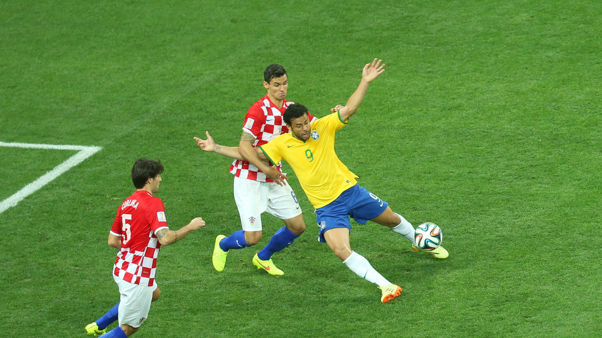 Men matchens händelse var kanske om Brasiliens Fred skulle ha straff?
