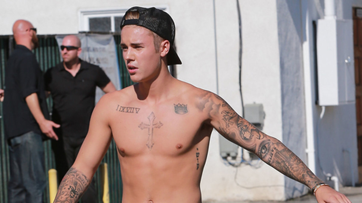 Justin Biebers tatuering blev för mycket. 
