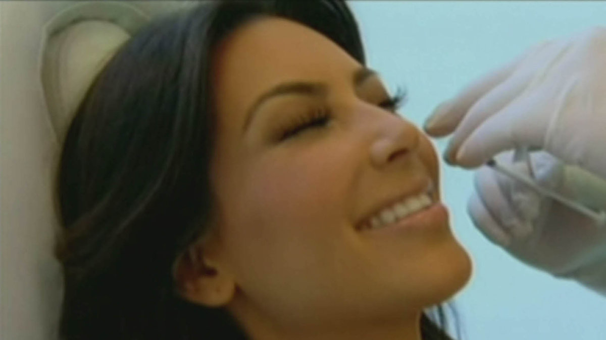 Sedan började Kim med Botox och fillers.