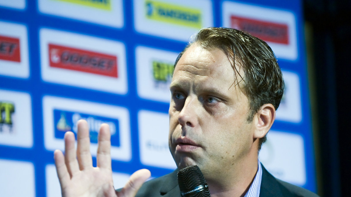 Hockeyligans vd Jörgen Lindgren har tagit beslut om att tacka nej till NHL-spelare på korttidskontrakt.
