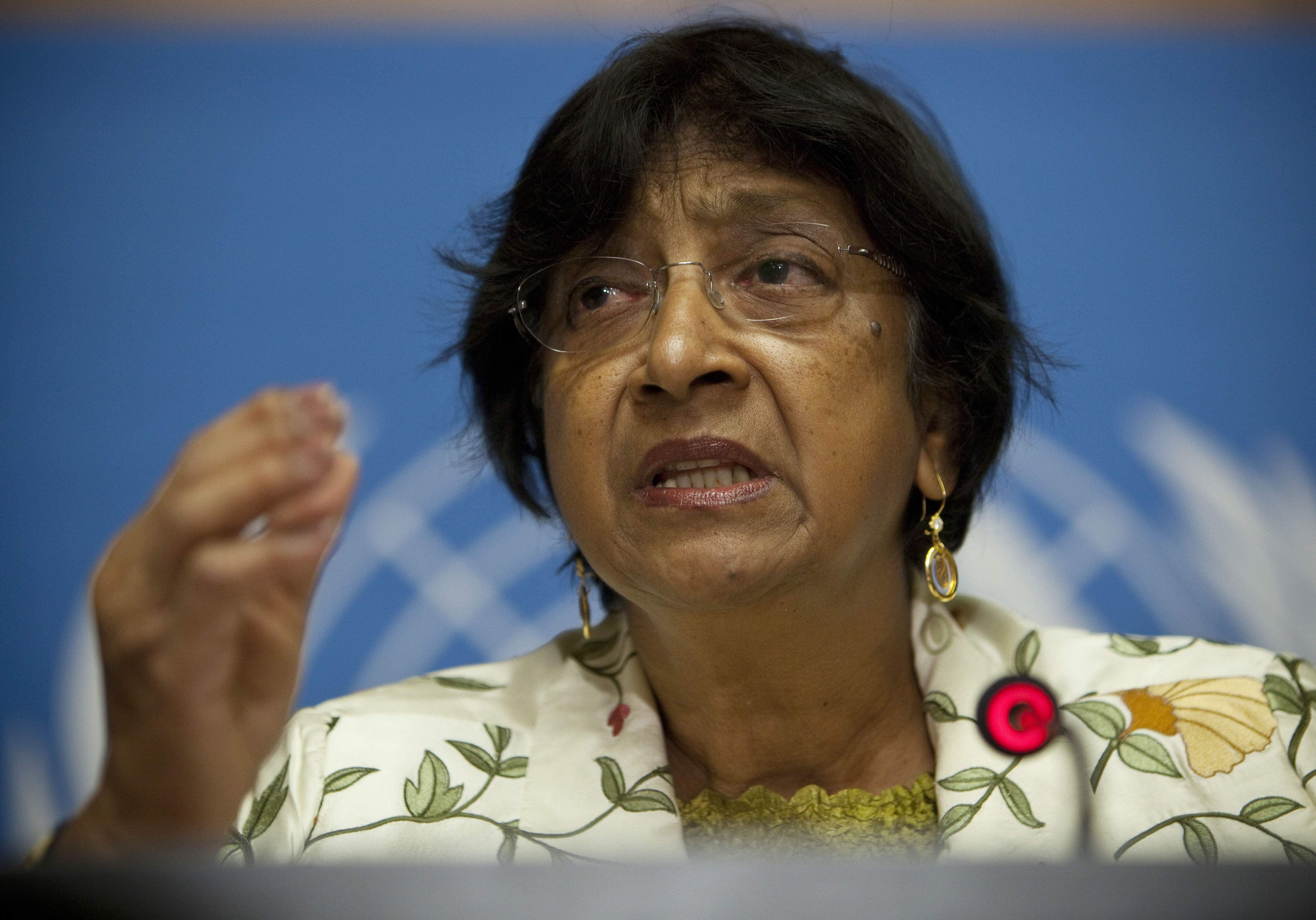 FN:ns människorättskommissionär Navi Pillay menar att den syriska regimen sannolikt har begått brott mot mänsligheten. FN:ns människorättskommissionär Navi Pillay menar att den syriska regimen sannolikt har begått brott mot mänsligheten.