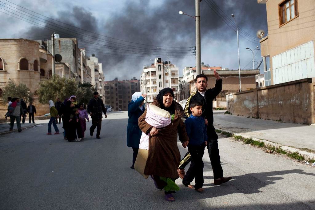 Flera familjer har tvingats fly från sina hem i bombattentaten. 