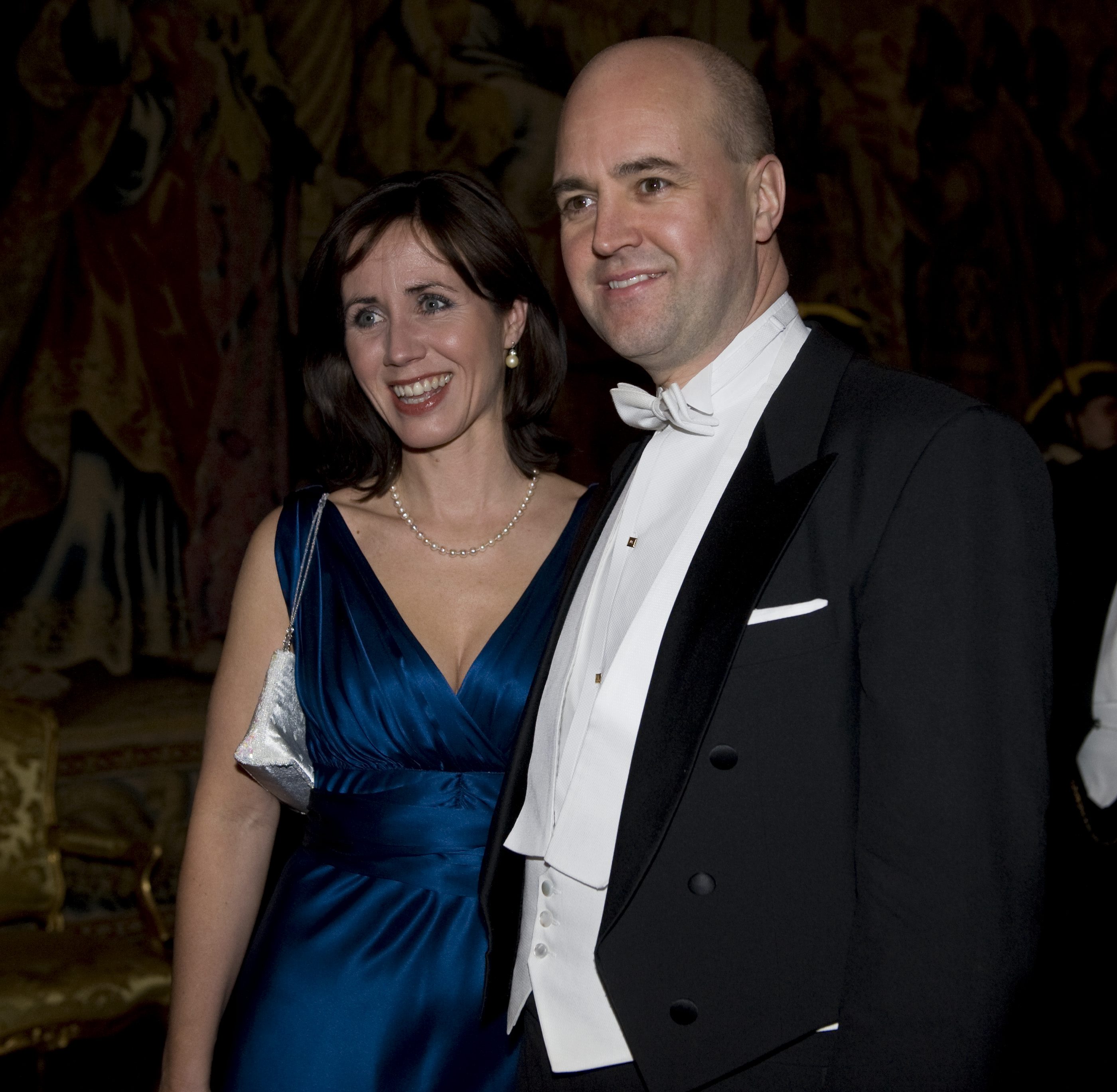 Paret Reinfeldt tog emot de inbjudna i trappan i Sagerska palatset.