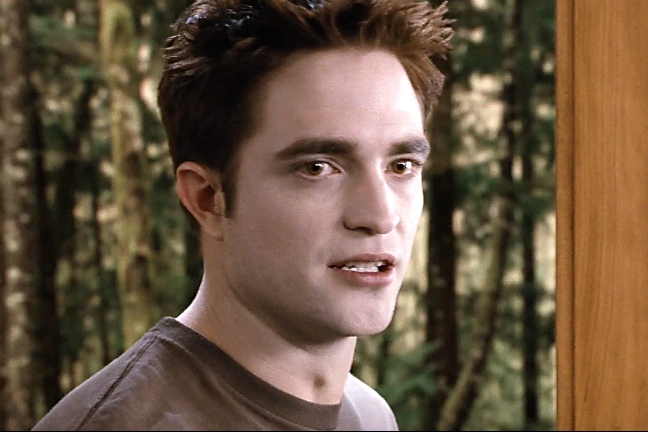 Robert Pattinson som "Edward Cullen" i Twilight.