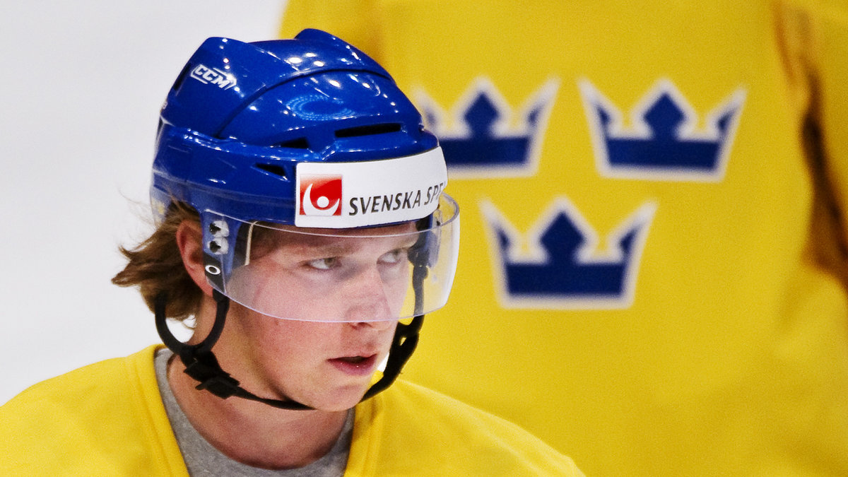 Bäckis har uppmärksammats för att spela i Wayne Gretzkys 99 i KHL – men det ville han inte ens själv ha: "Det känns fel".