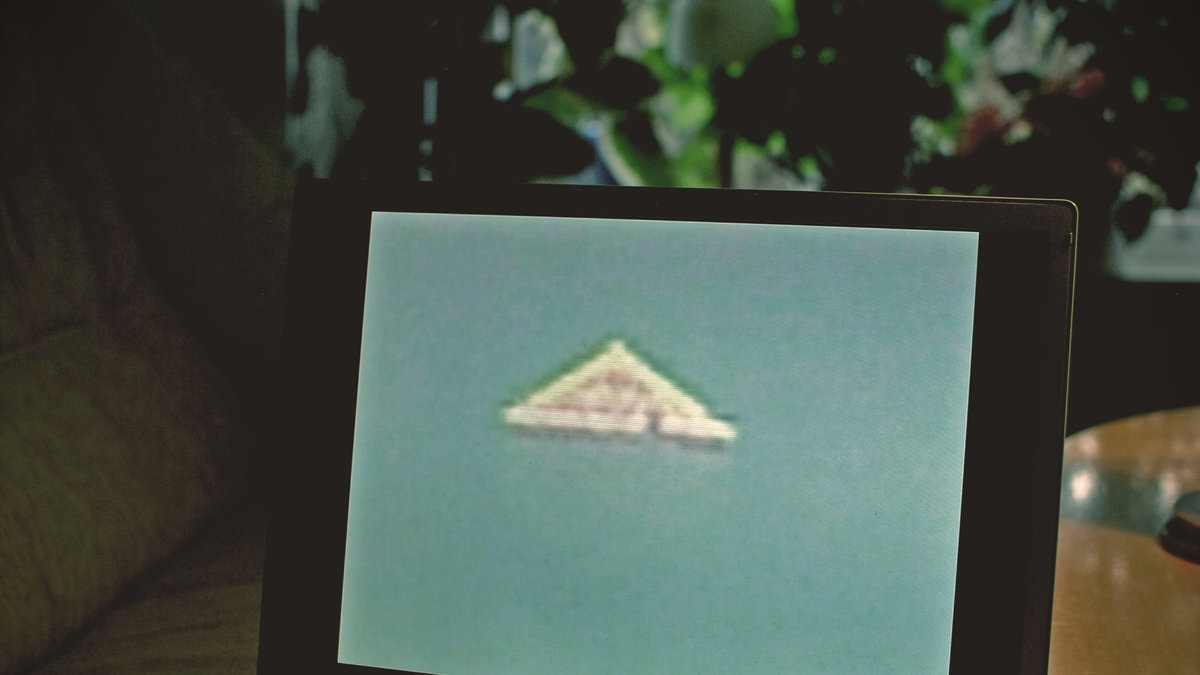 En av de många bilder som skickats till UFO-Sverige, vad kan då detta vara?