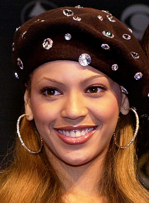 Så här såg Beyoncé ut år 2001. Så här såg Beyoncé ut år 2001.