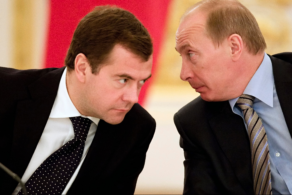 President Dmitri Medvedev och premiärminister Vladimir Putin skulle splittras.