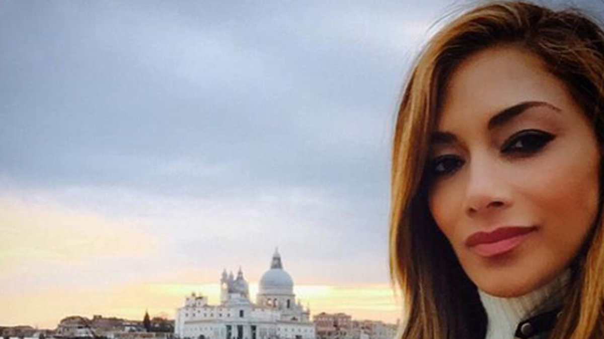 Nicole Scherzinger njuter av Venedig. 