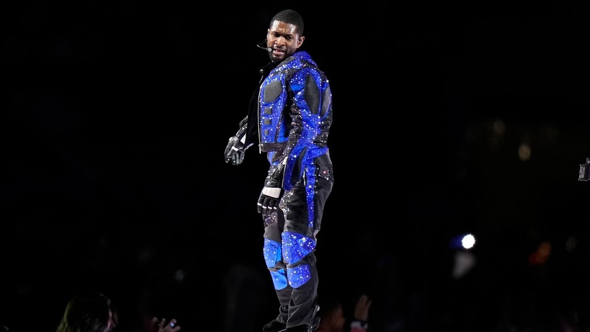 Usher uppträdde i halvtid på Super Bowl. Arkivbild.