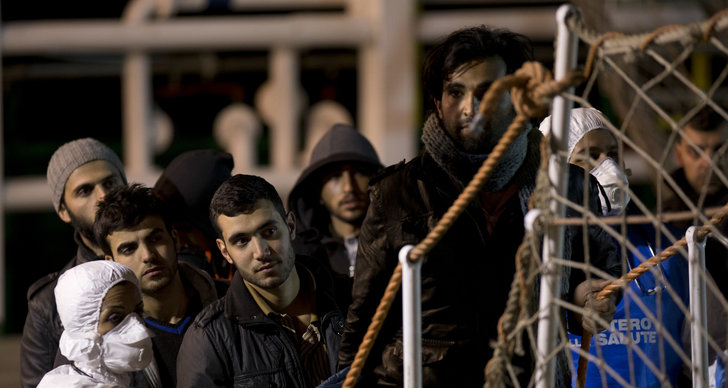 Medelhavet, Invandring, Båtolycka, Smuggling, Facebook