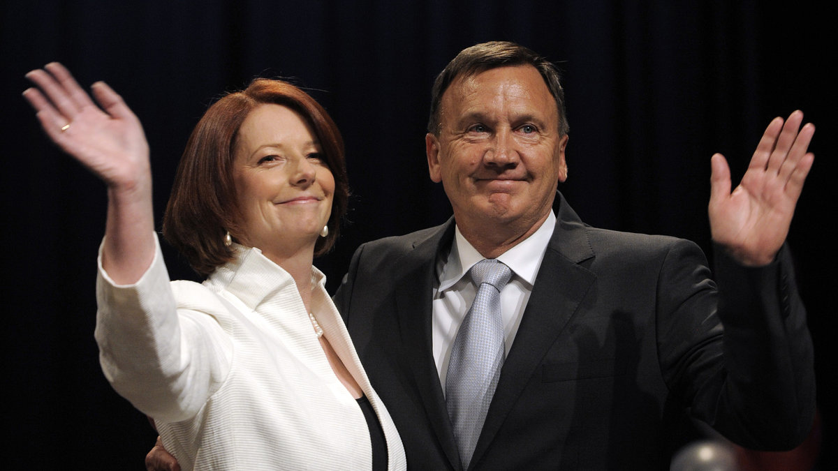 Gillard med sin make. 