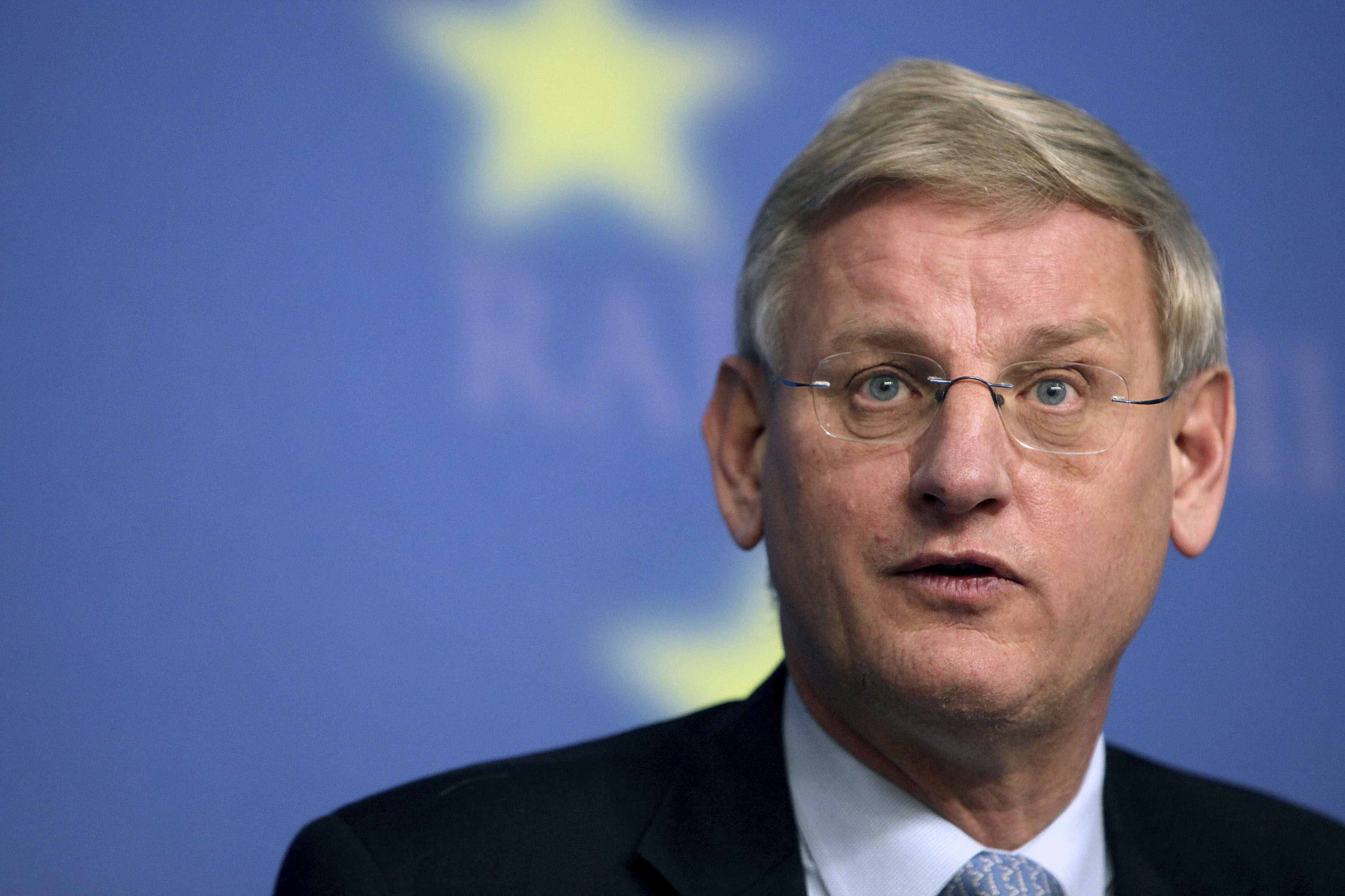 Carl Bildt, Svenska kyrkan, Moderaterna