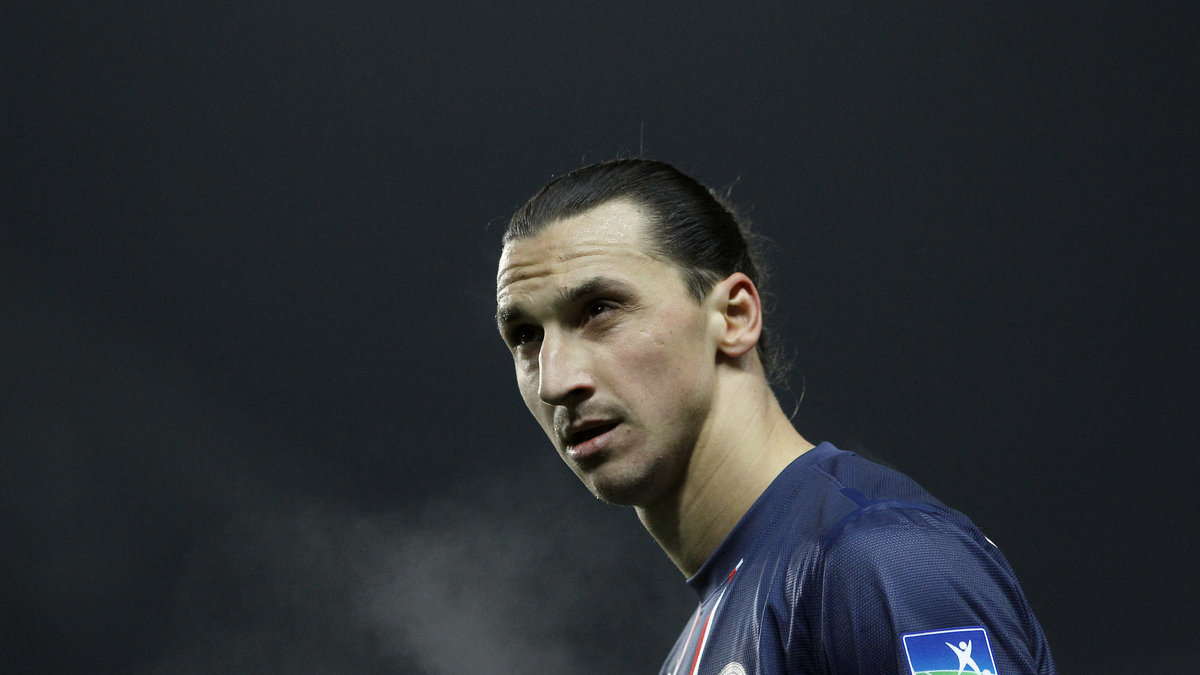 Zlatan missade sin straff när PSG åkte ur franska cupen.