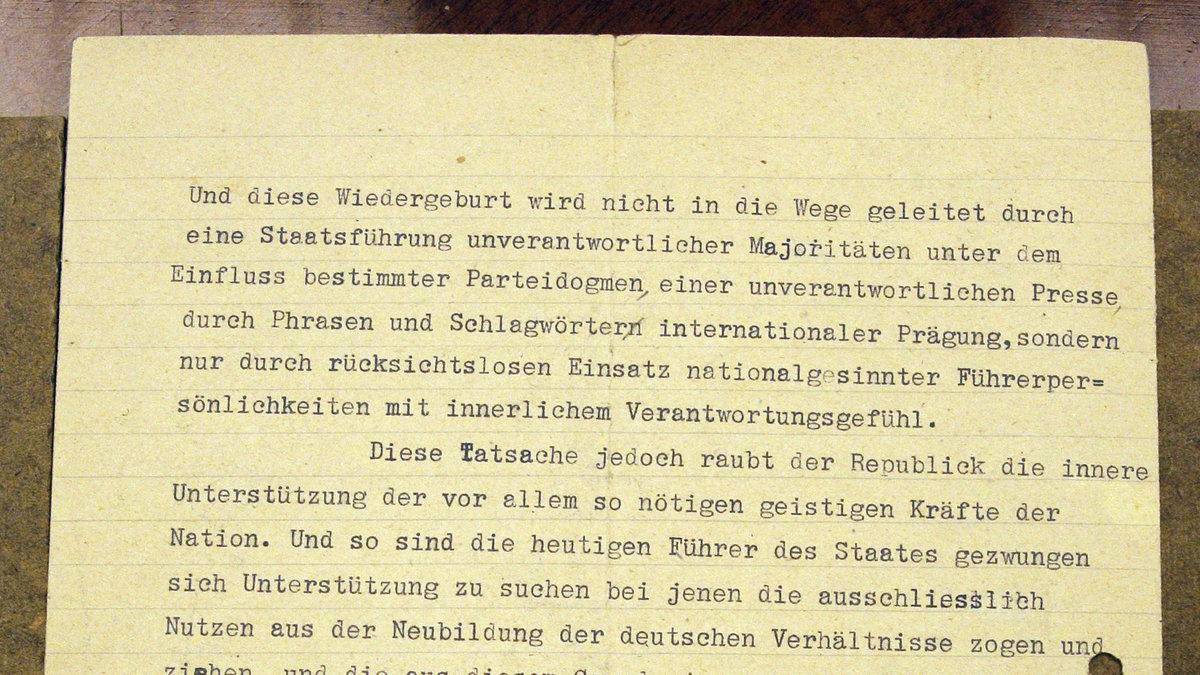 Här är ett av Hitlers första brev där han uttrycker sin hat mot judar.