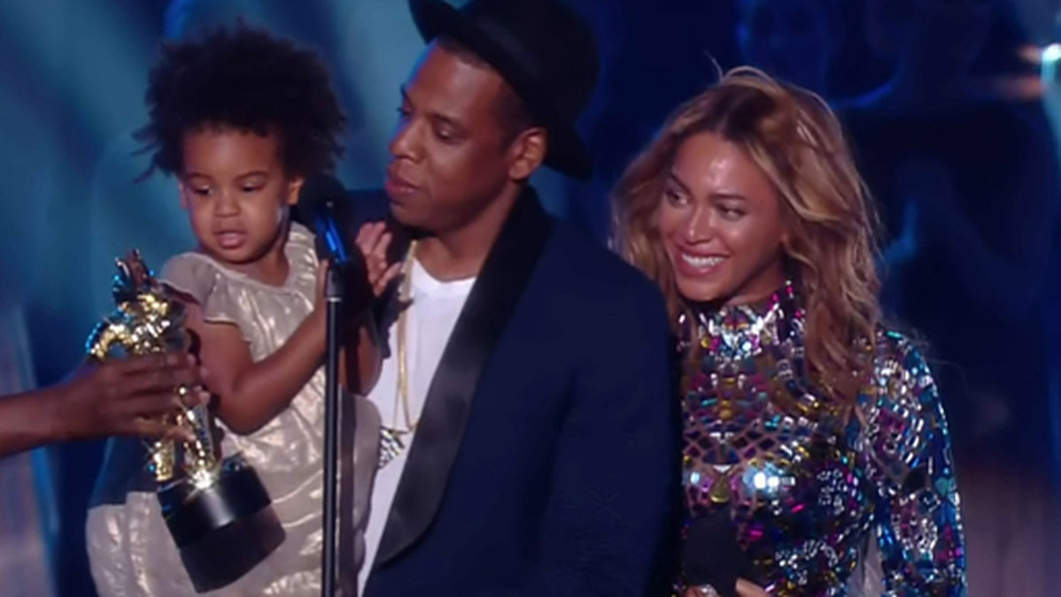 Blue Ivy med pappa Jay-Z och Beyoncé.