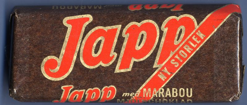 Japp lanserades 1947 och kom från Storbritannien. Marabous dåvarande vd, Lars Anderberg, var nära vän med Mr Forrest Mars, som ägde en fabrik strax norr om London där han tillverkade en chokladbit som hette Mars. Mr Mars lät Lars Anderberg ta med sig den till Sverige där den började säljas under namnet Japp. Japp lanserades 1947 och kom från Storbritannien. Marabous dåvarande vd, Lars Anderberg, var nära vän med Mr Forrest Mars, som ägde en fabrik strax norr om London där han tillverkade en chokladbit som hette Mars. Mr Mars lät Lars Anderberg ta med sig den till Sverige där den började säljas under namnet Japp.