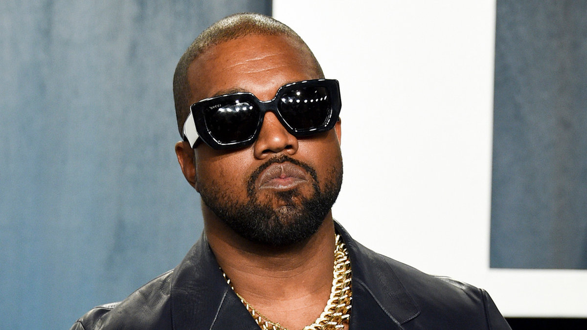 Kanye West – numera känd som Ye – vill få procent på kändisfotografernas inkomster. Arkivbild.