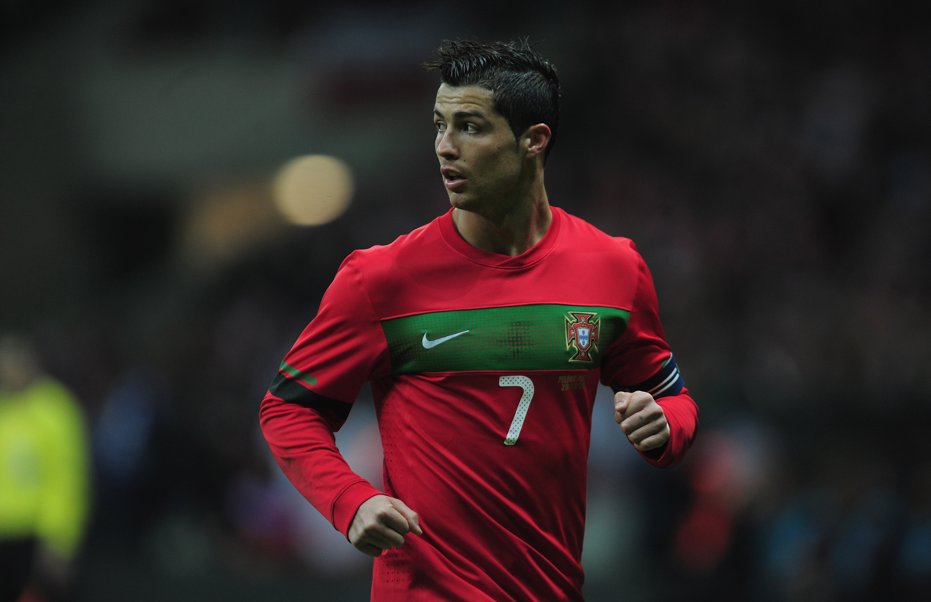 Cristiano Ronaldo, högerytter, Portugal.