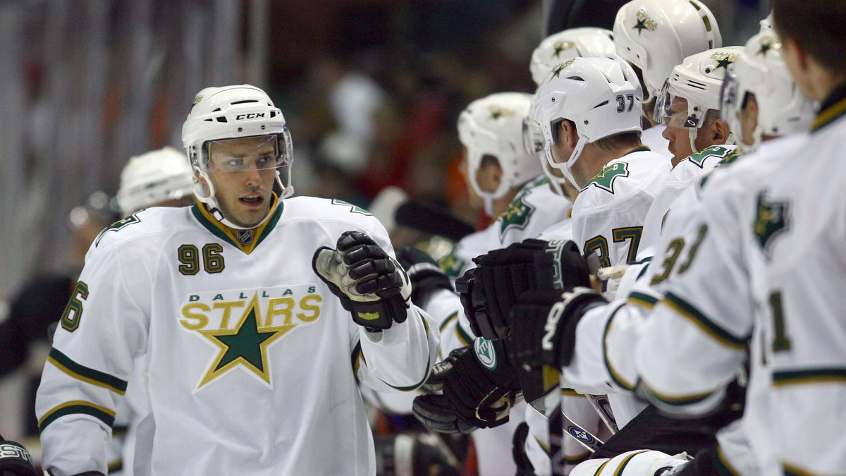 Brunnström fick spela i NHL de första två åren, efter har han mest spelat i farmarligan.