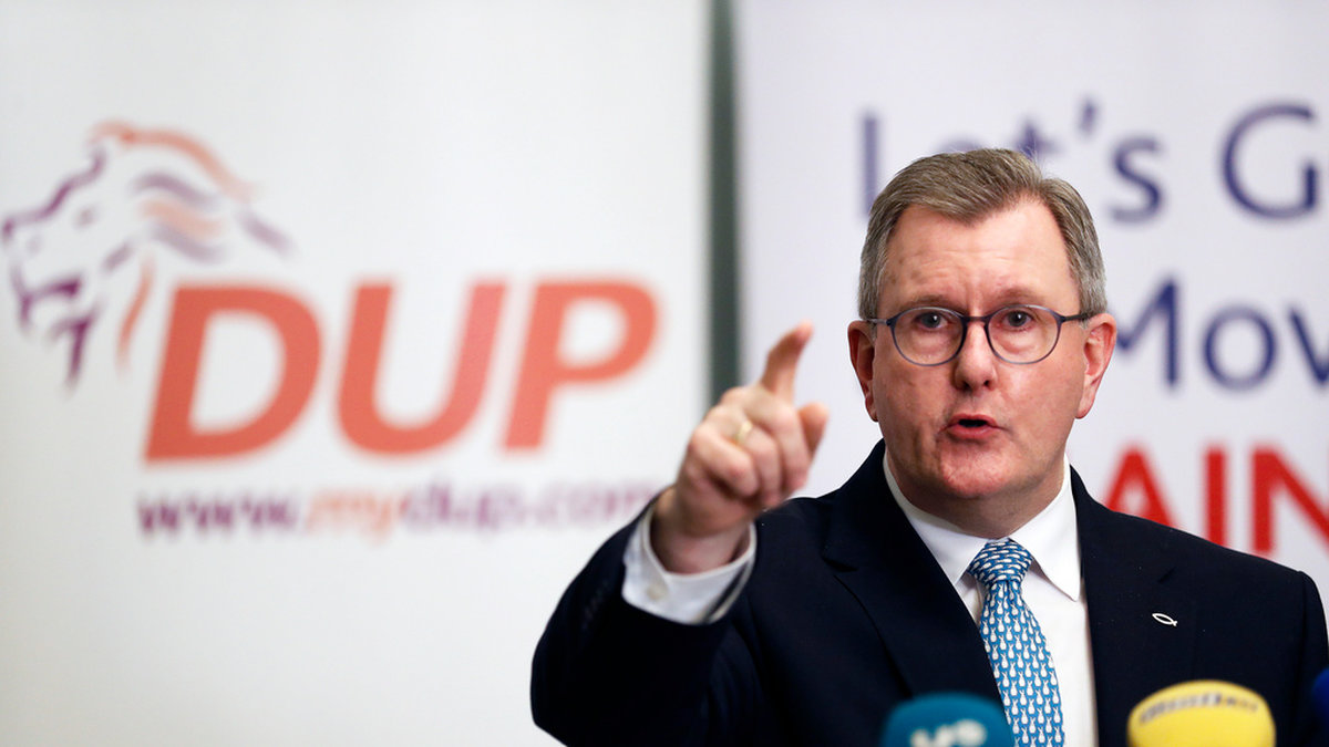Jeffrey Donaldson, nu före detta ledare för nordirländska unionistpartiet DUP. Arkivbild.