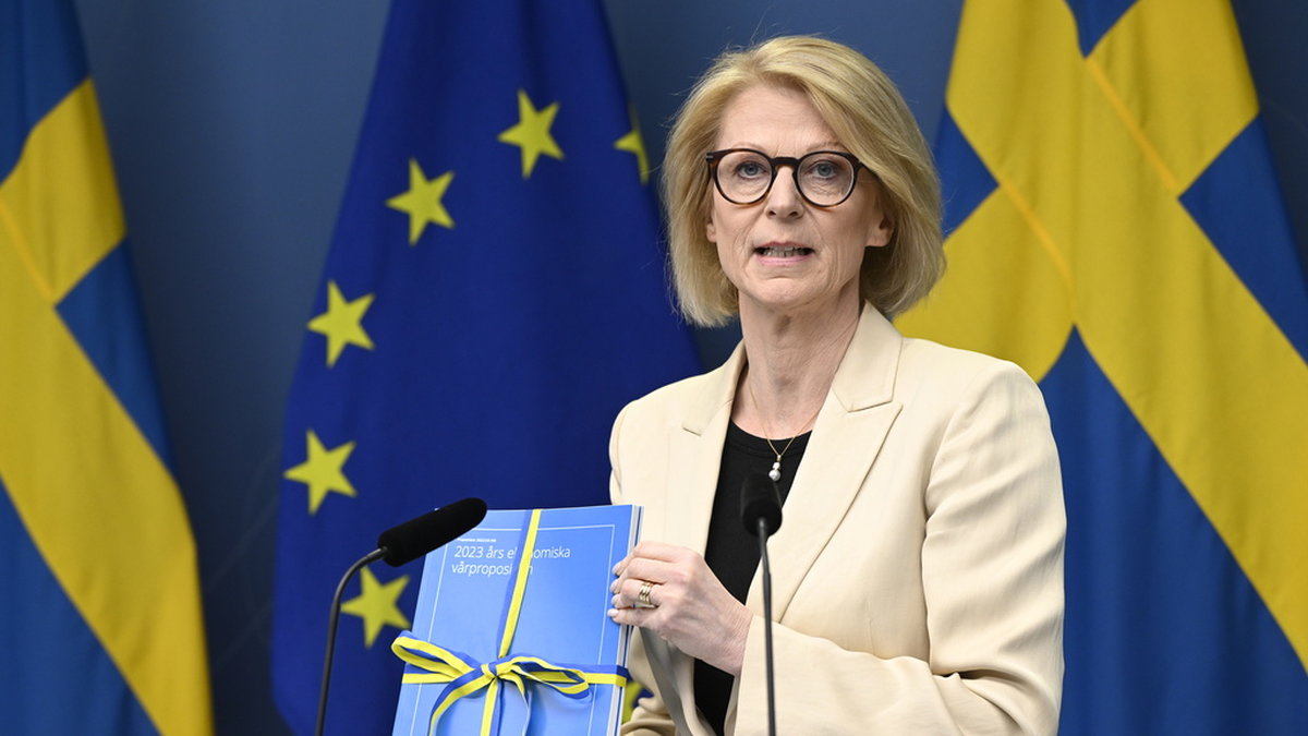 Finansminister Elisabeth Svantesson (M) kommer att presentera nästa års budget på onsdagen. Arkivbild.