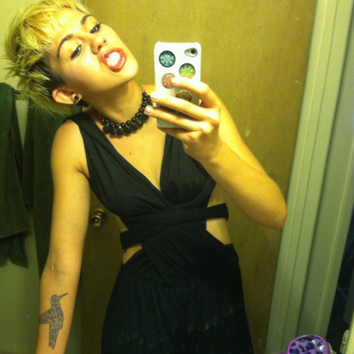 Mardee bor i samma stad som Miley så att de har liknande klädstil är inte konstigt, tycker Mardee.