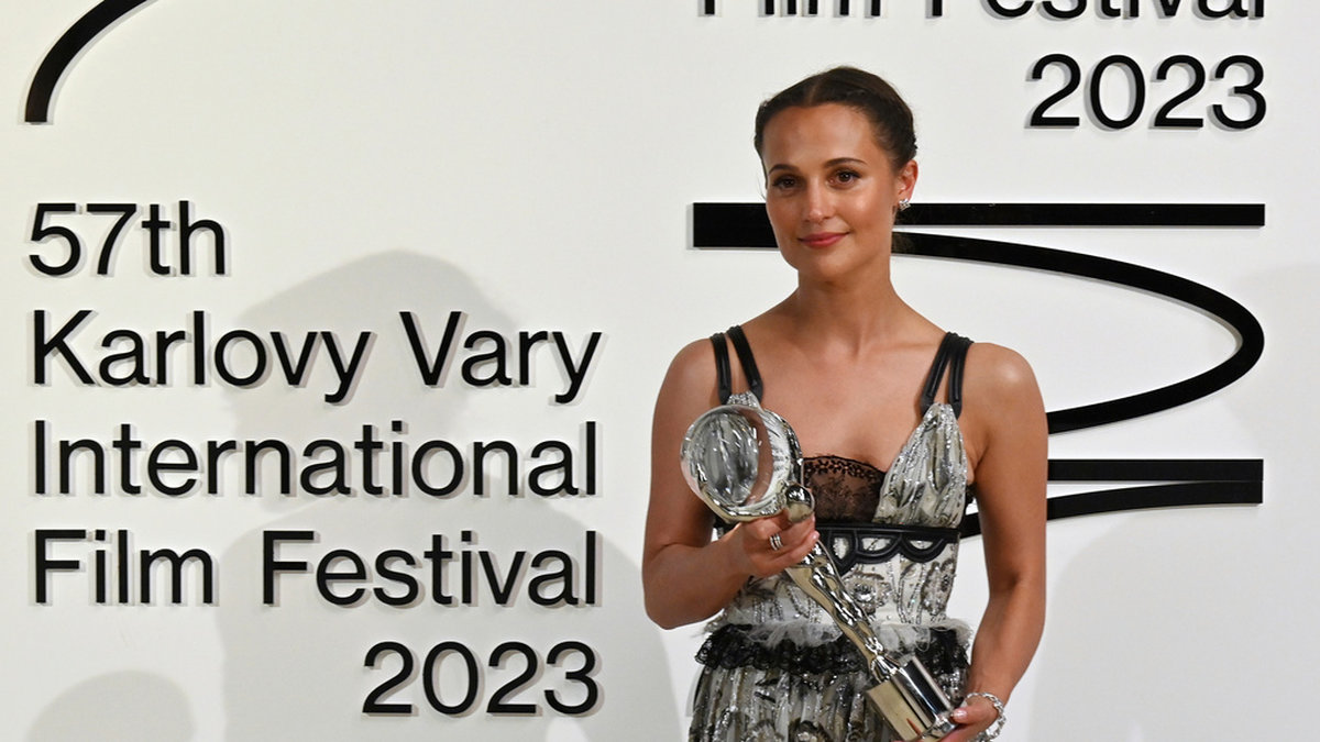 Alicia Vikander vid öppnandet av Karlovy Varys-festivalen i Tjeckien den 30 juni.