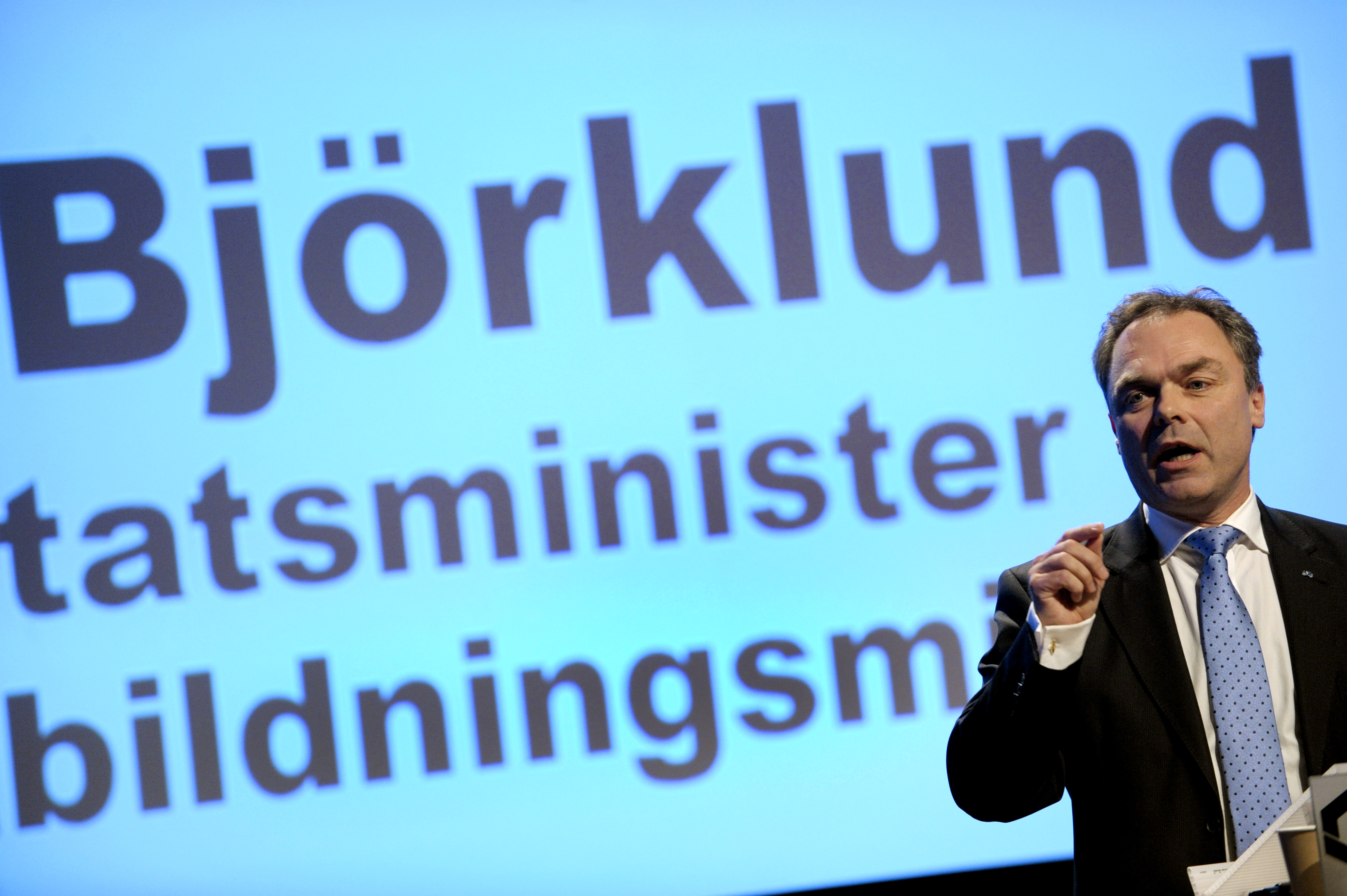 Jan Björklund i ett tal inför Lärarförbundets medlemmar.
