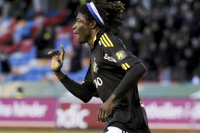 Mohamed Bangura skjuter AIK till ytterligare en säsonng i Allsvenskan.