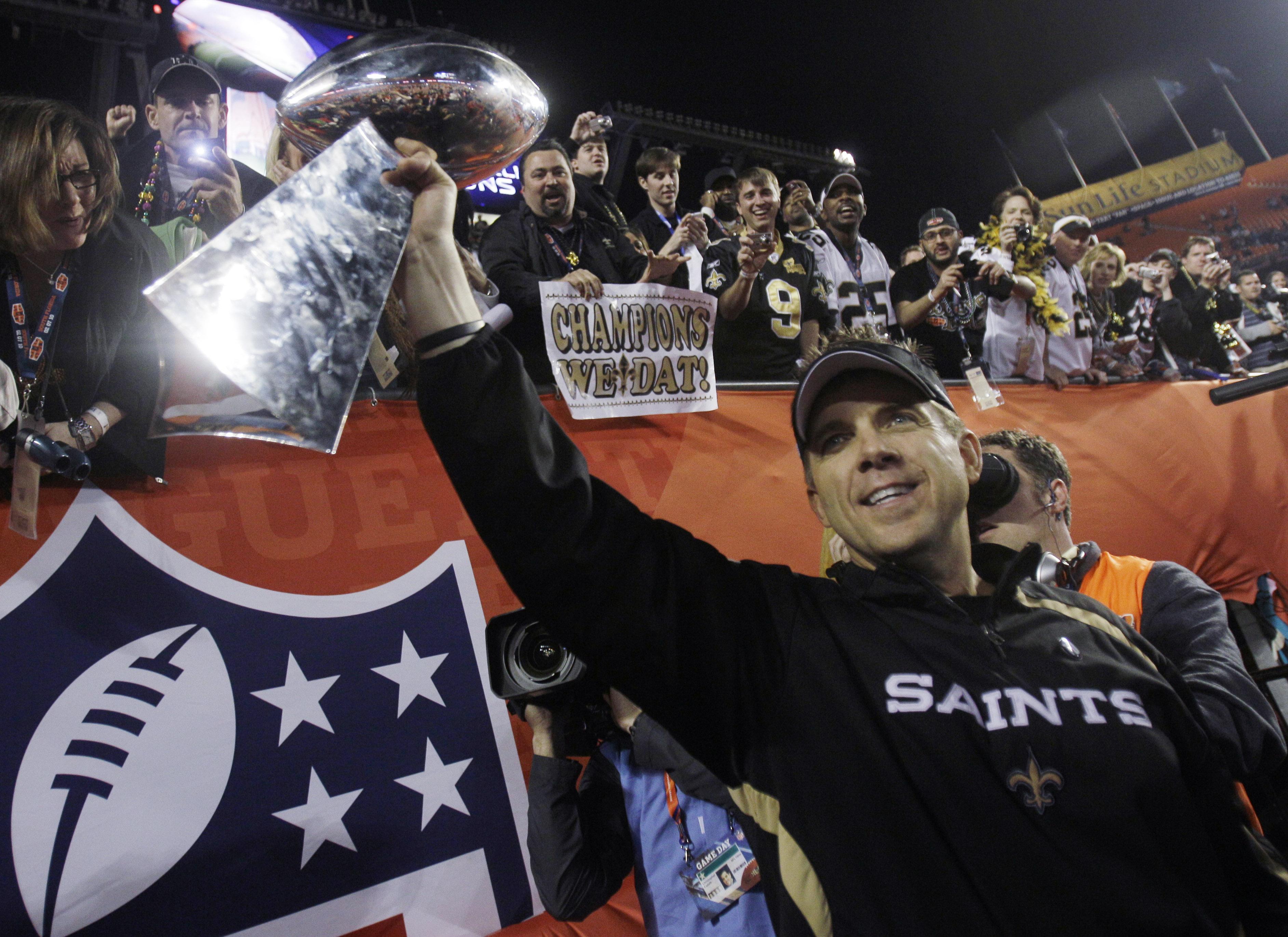 Sean Payton vann Super Bowl i februari 2010 med New Orleans Saints. Redan då använde sig laget av belöningssystemet.