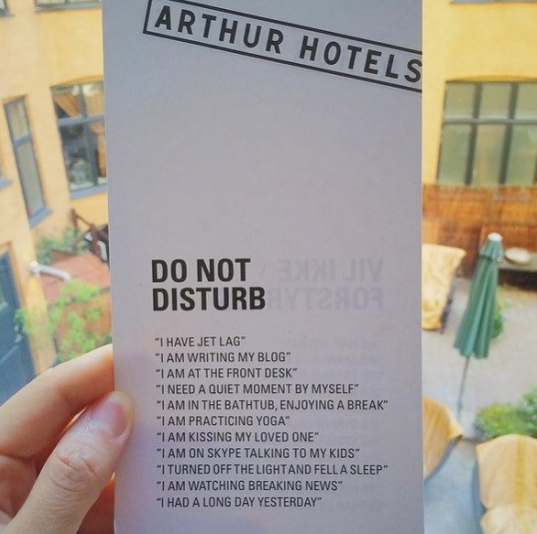 Får man välja alla skäl? Hotell: Hotel Kong Arthur (Köpenhamn, Danmark). Får man välja alla skäl? Hotell: Hotel Kong Arthur (Köpenhamn, Danmark).