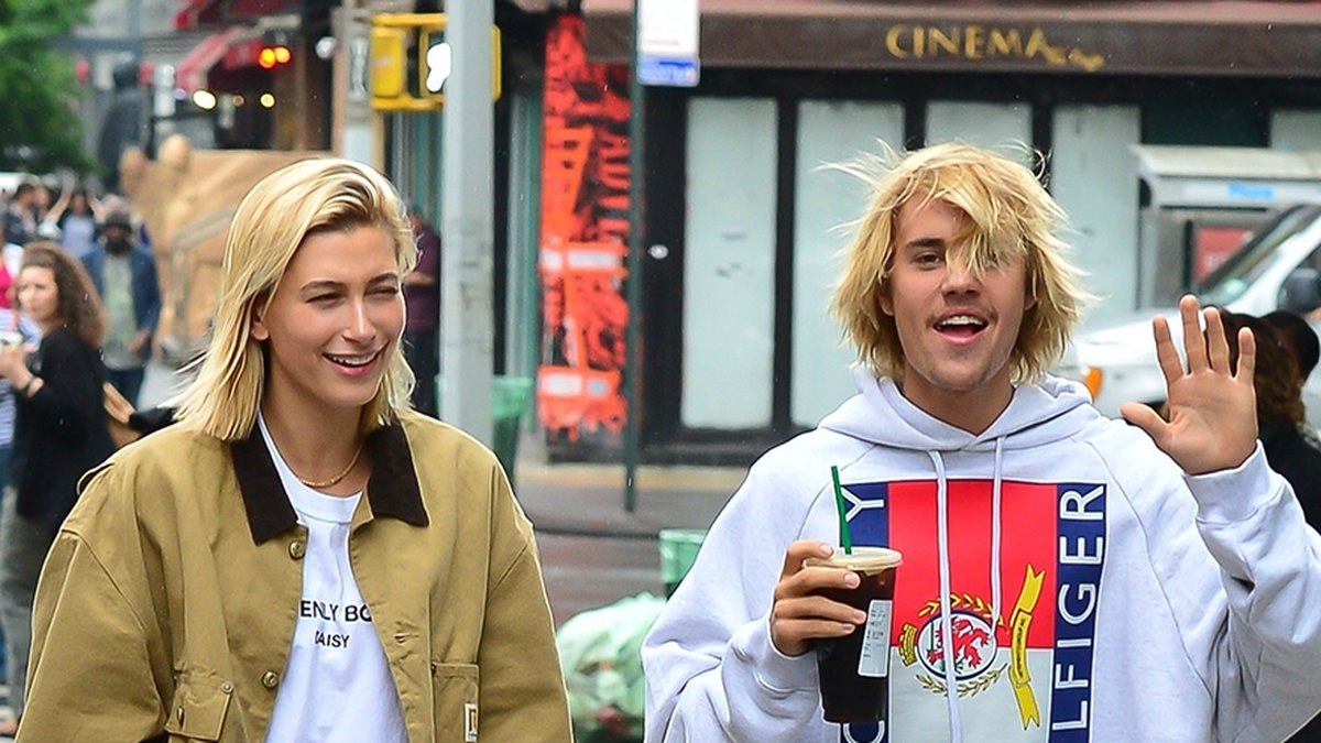 Justin Bieber och Hailey Baldwin i New York.