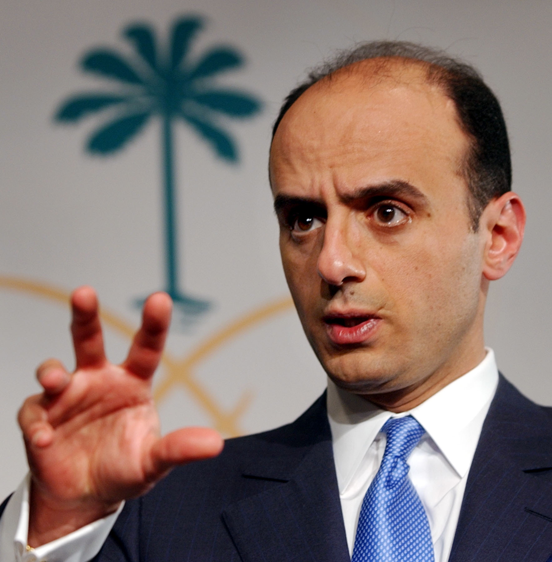 Iran tros ligga bakom beställningsmordet på saudiske ambassadören Adel al-Jubeir.