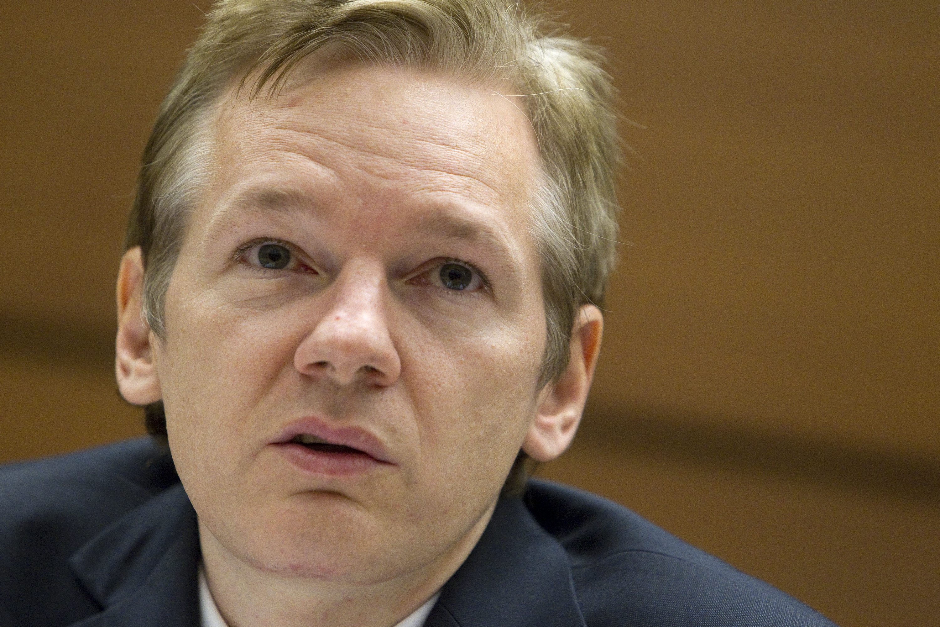 Brott och straff, Läckan, Julian Assange, Wikileaks, Läcka, Australien, USA