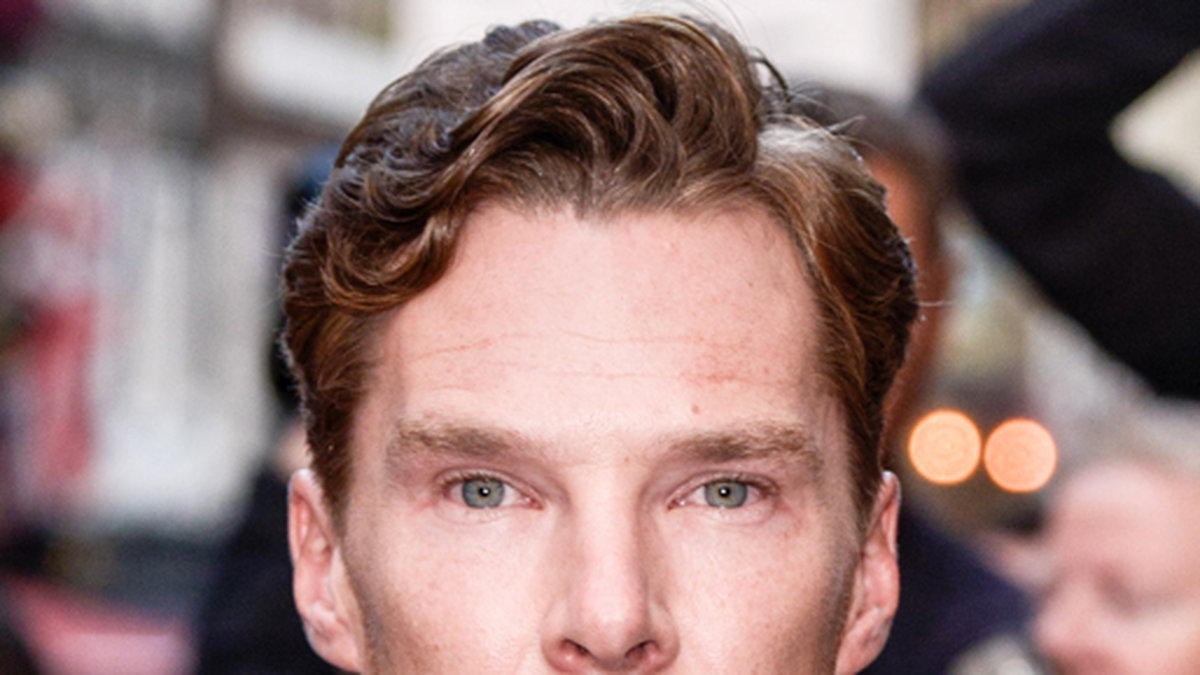 Benedict Cumberbatch i blå kostym.
