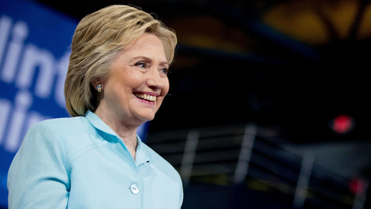 I natt blev det klart - Hillary Clinton blir USA:s första kvinnliga presidentkandidat.