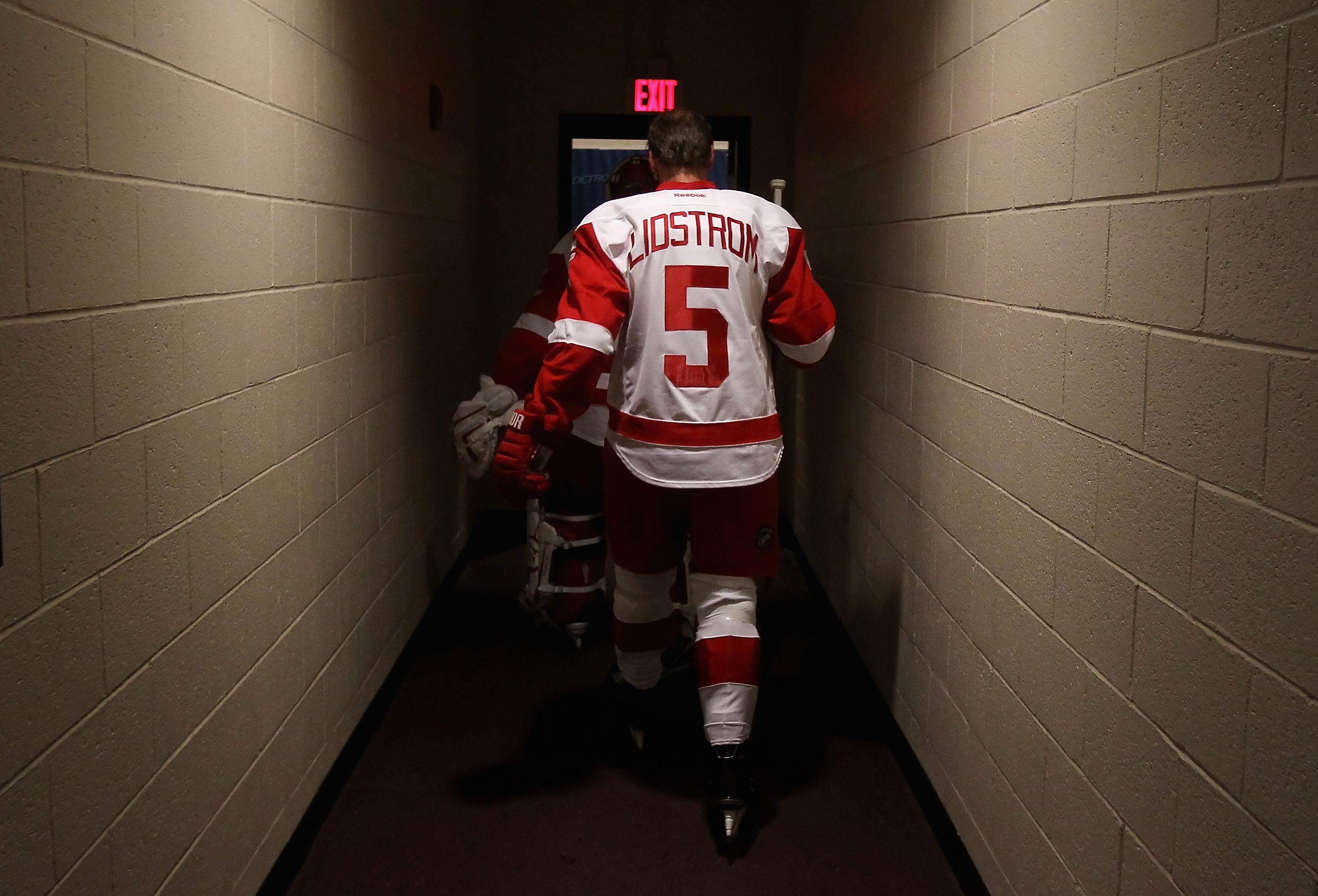 Ridå för en av de största: Nicklas Lidström har gjort sin sista hockeymatch. Ridå för en av de största: Nicklas Lidström har gjort sin sista hockeymatch.