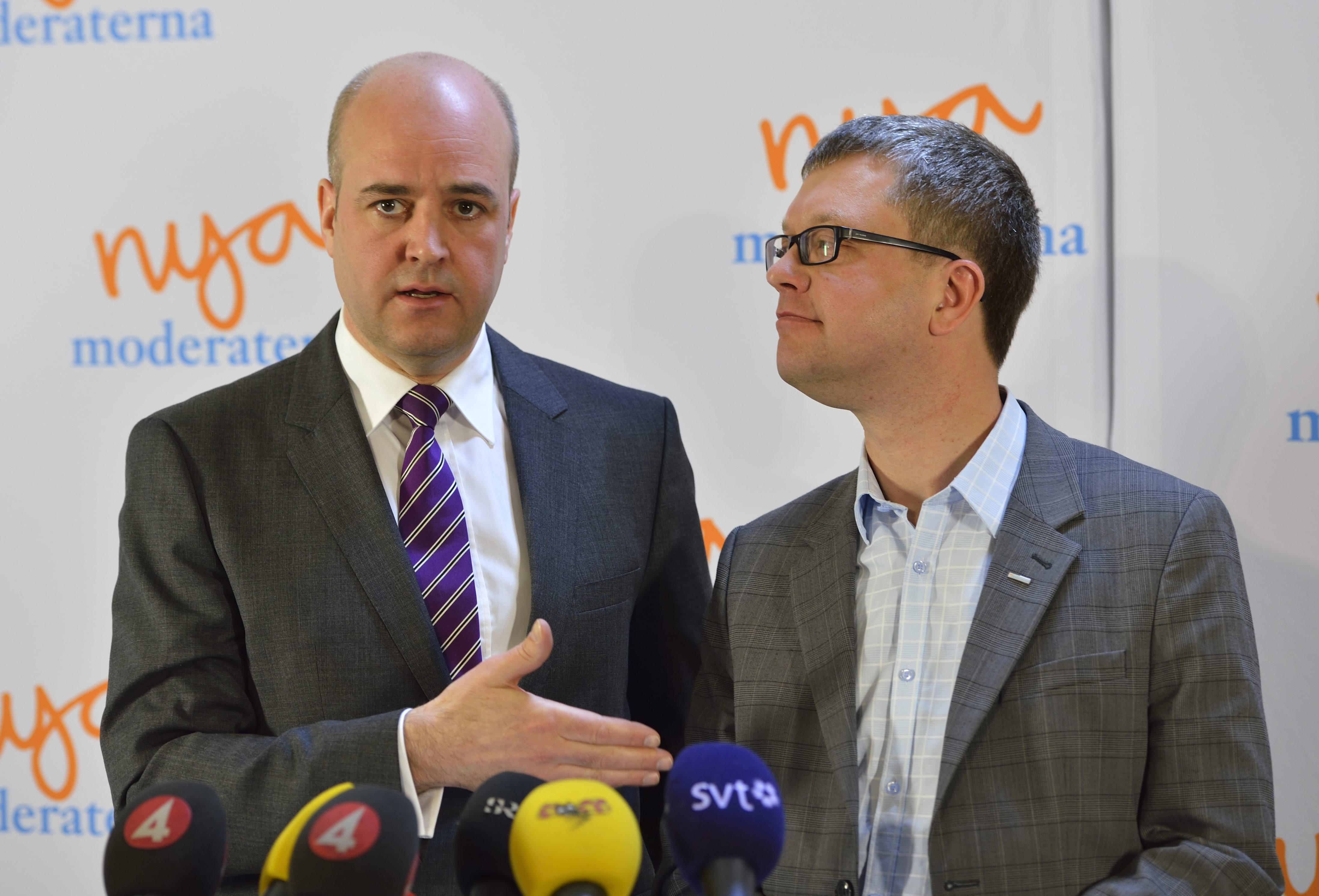 Han presenterades av statsminister Fredrik Reinfeldt...